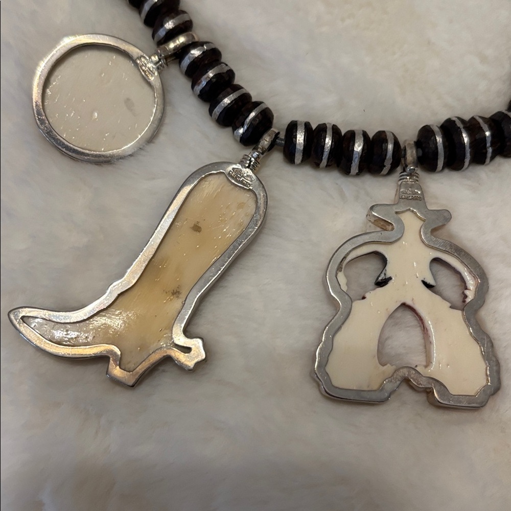 Coreen Cordova Wild West Necklace - Picture 11 of 15